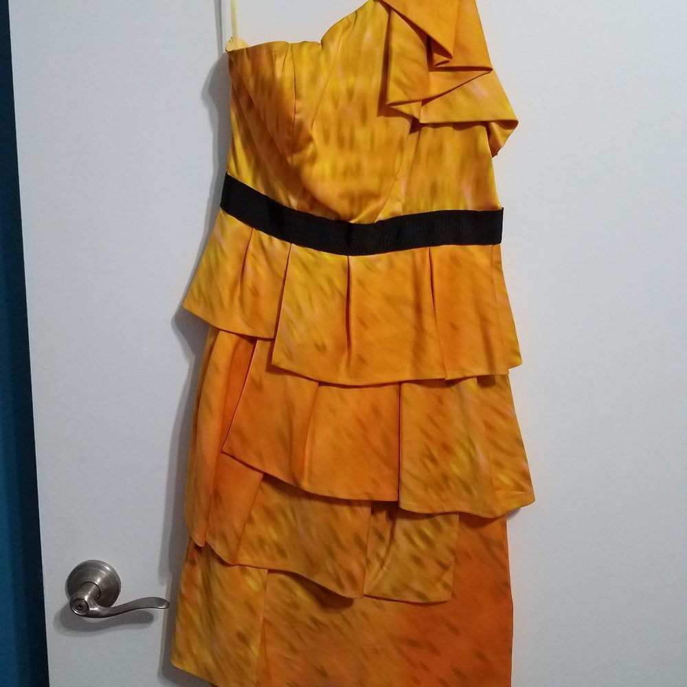 Limited one-shoulder yellow black accents dress